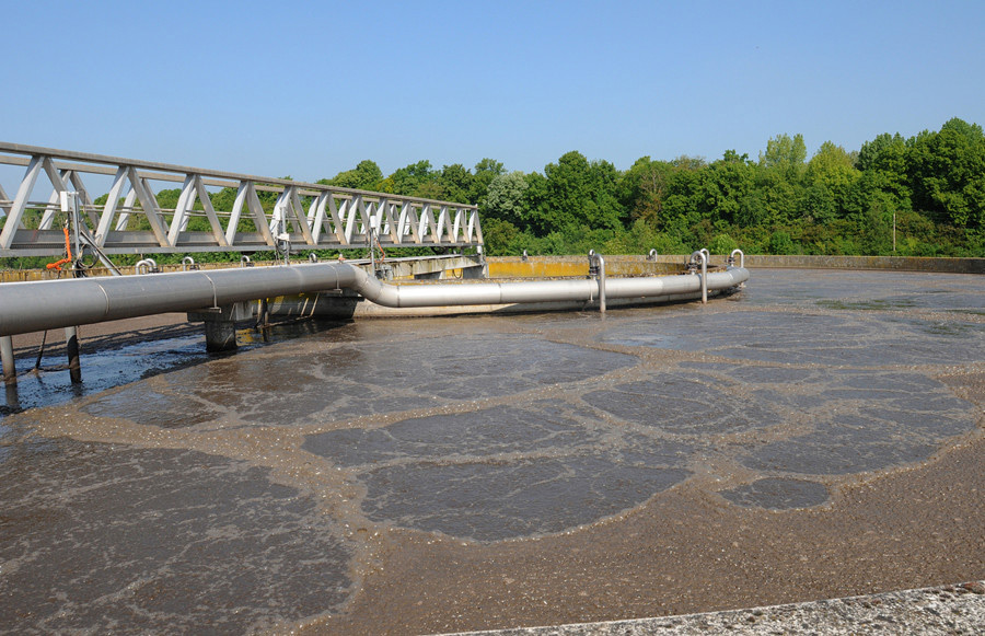 （圖：垃圾滲濾液污水泡沫池）